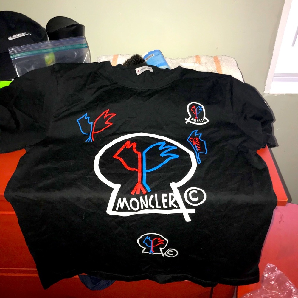 Moncler Tshirt